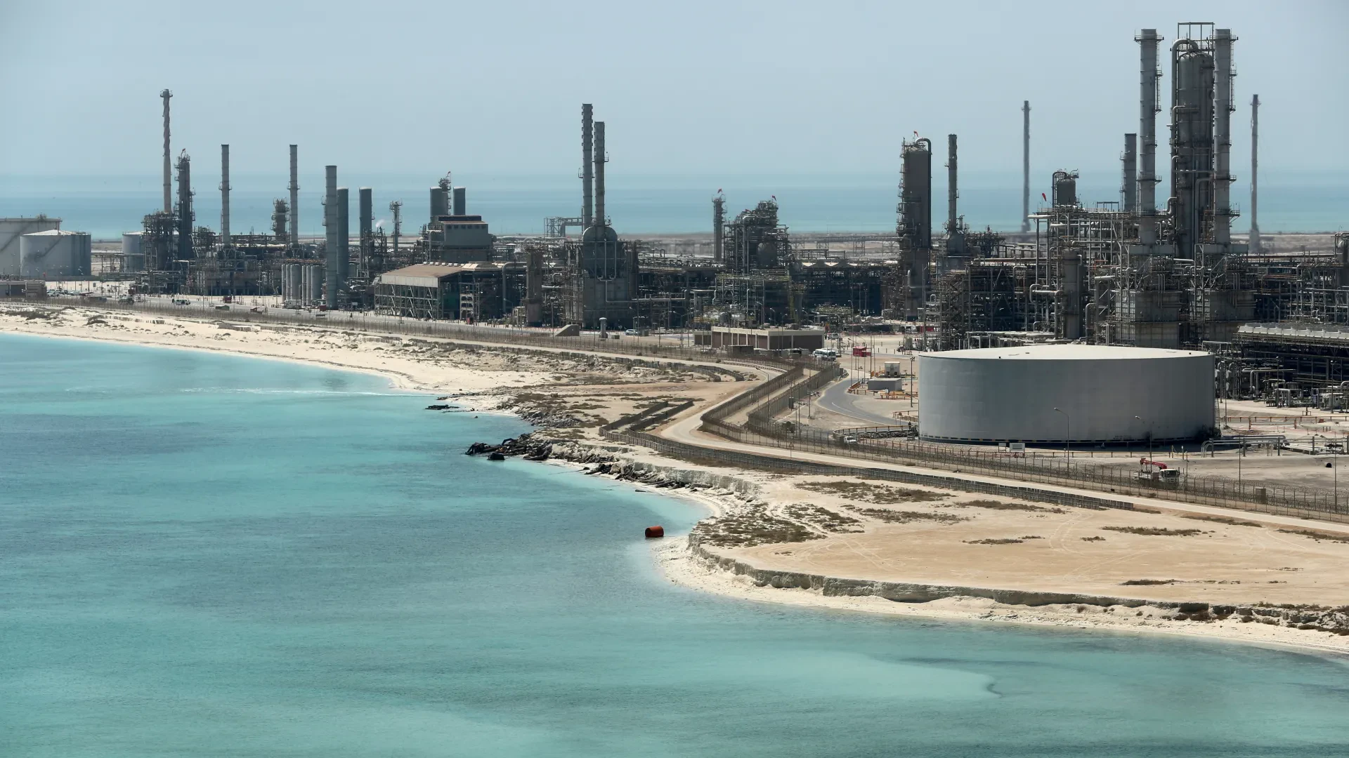 Saudi Arabia cuts oil output by 20 percent as Hormuz crisis erases ...