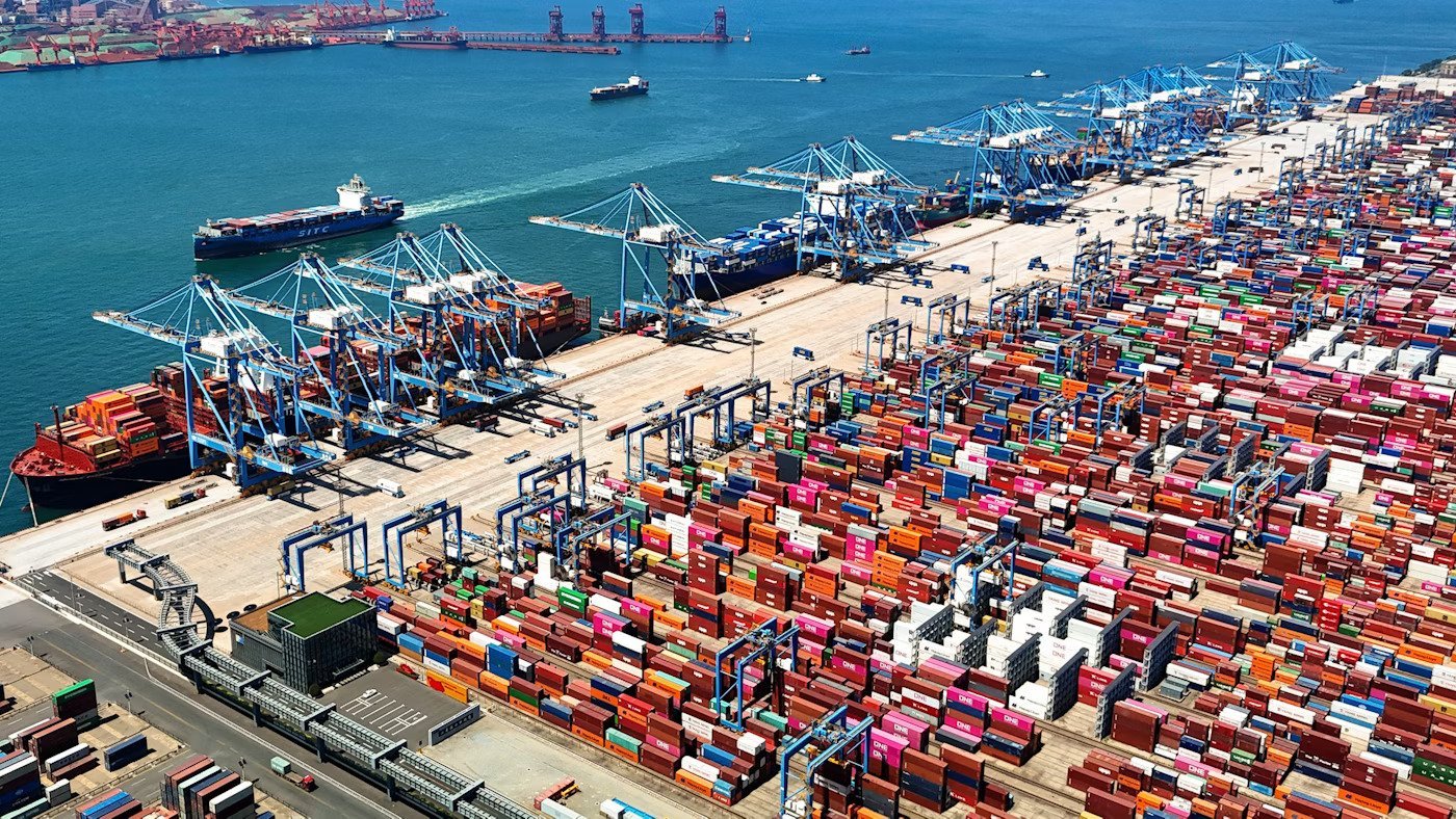 China to impose tit-for-tat 'port tariffs' on US vessels