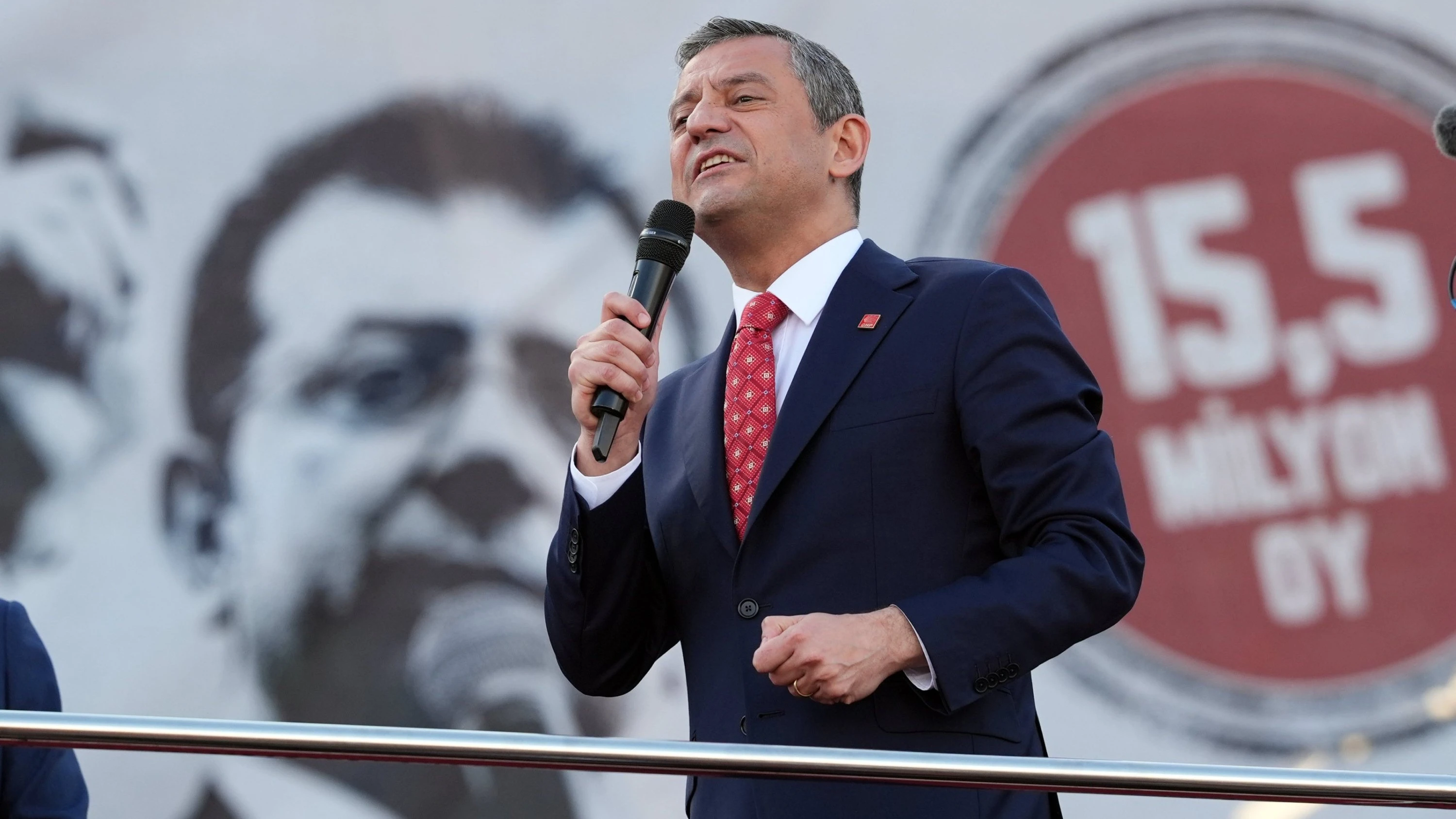 Turkish Opposition in Turmoil After Court Voids CHP Leadership Vote