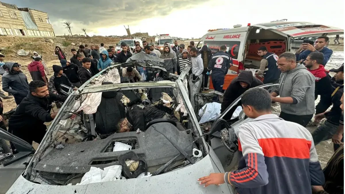 We're sorry. This image does not have any alternative text.